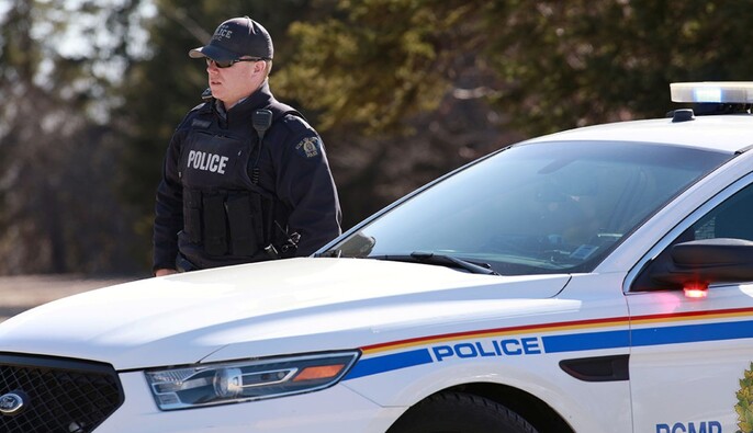 У Канаді внаслідок стрілянини у школі загинуло 10 людей