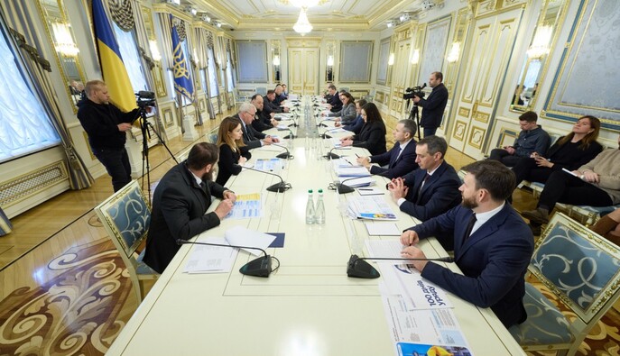 В оточенні Зеленського відреагували на заяви FT про оголошення виборів