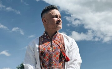 "Это сознательный террор": Эктор эмоционально отреагировал на удар РФ по дому с детьми в Харьковской области