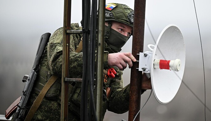 Блокировка Telegram и отключение Starlink: как российская армия теряет связь на фронте