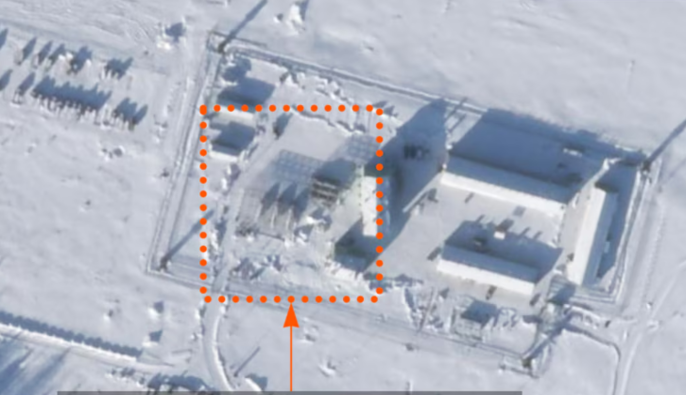 На территории бывшего военного аэродрома в Беларуси зафиксировали развертывание военной базы