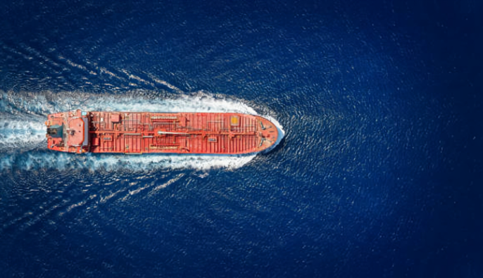 РФ використовує 178 танкерів тіньового флоту для транспортування нафти – аналітика