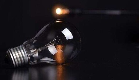 Підвищення прайс-кепів дозволило скоротити відключення світла на півтори черги — Власенко