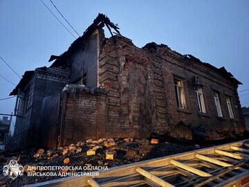 Внаслідок російського обстрілу у Дніпрі отримали поранення немовля та 4-річна дівчинка 