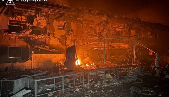 В Одессе после российского обстрела обесточены несколько районов и повреждена инфраструктура - райсовет