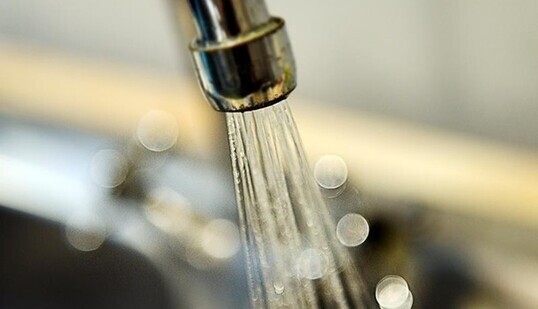 Київ стикається з перебоями водопостачання через відсутність резервного живлення – нардеп