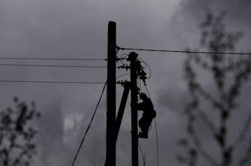 В Одесской области без света и тепла остаются более 130 тыс. абонентов: детали