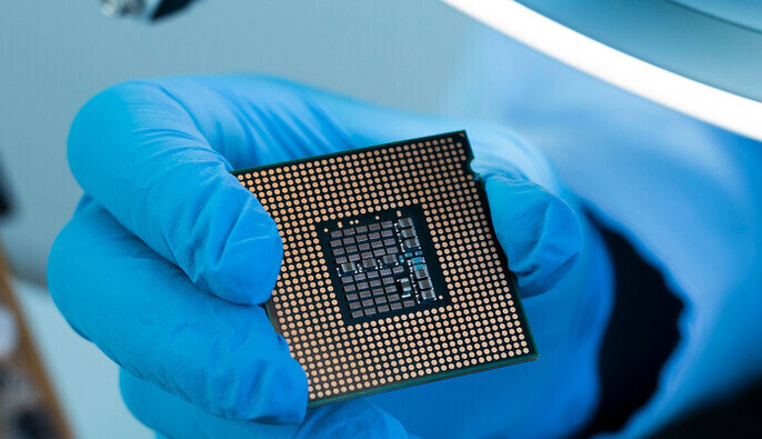 ЗМІ: оборонка РФ не змогла створити власну криптографічну мікросхему