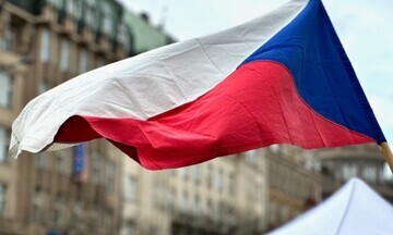 В Чехии большинство граждан хочет продолжения "снарядной инициативы"