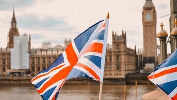 Британский флот усиливает присутствие в Северной Атлантике авианосной группой