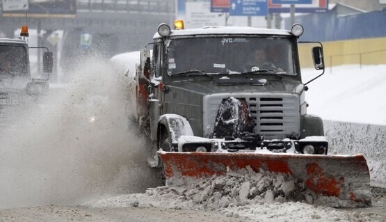 Гололед в Киеве не могут убрать сразу — КГГА
