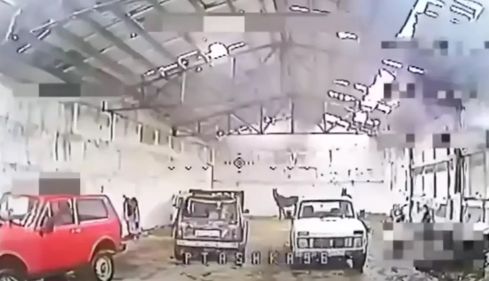 Коні замість броні: як російська армія використовує в’ючних тварин та цивільні авто на півдні України