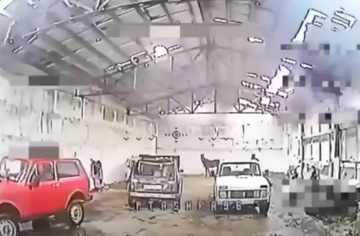 Лошади вместо брони: как российская армия использует вьючных животных и гражданские автомобили на юге Украины