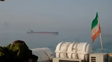 Іран погрожує перекрити нафтову артерію світу