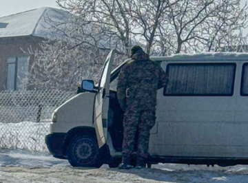 Постріли та сутички на Буковині: поліція прокоментувала затримання чоловіка, який перебував у розшуку