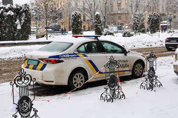 Двоє правоохоронців отримали поранення внаслідок вибуху гранати у Чернівецькому районі