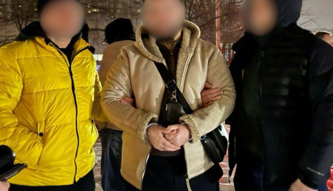 У Києві затримали організатора виїзду за кордон за $10 тисяч у складі футбольної команди 