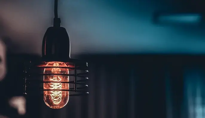 В YASNO пояснили, чому можуть збільшуватись суми в платіжках під час відключень світла