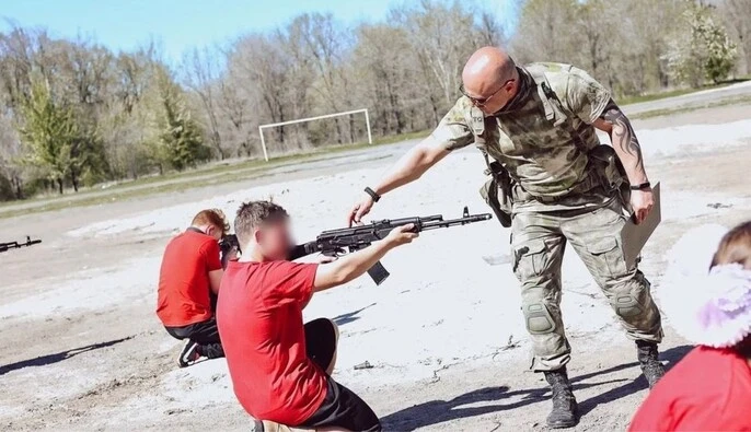 Украинские дети на оккупированных территориях 