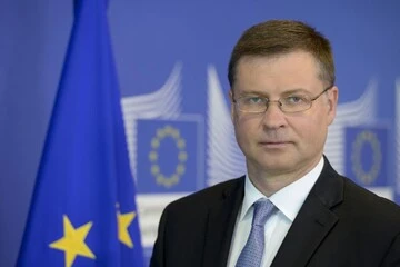 Кредит у 90 млрд євро: у Євросоюзі пояснили, як діятимуть через вето Угорщини