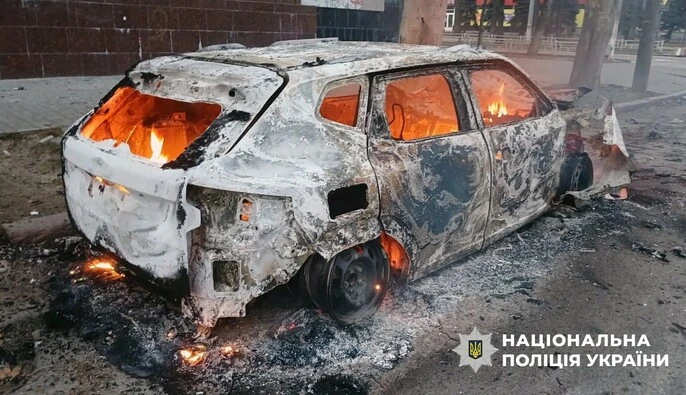 Войска РФ ударили по служебному авто полиции в Херсоне: что известно