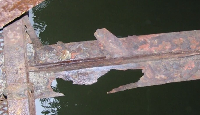 Технічний стан мосту Патона в Києві викликав занепокоєння фахівців