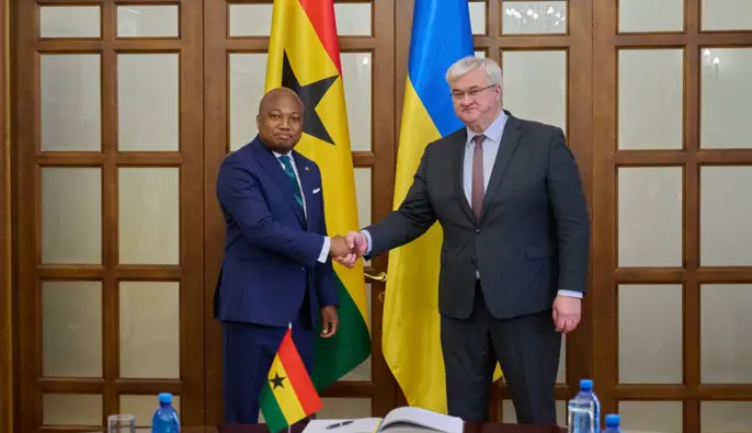 В Україну вперше з візитом приїхав очільник МЗС Гани: з ним обговорили ганських військовополонених