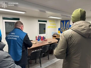 Правоохоронці затримали командувача логістики ПС та начальника УСБУ – деталі справи