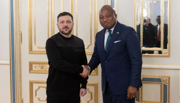 Гана просила Зеленського звільнити своїх громадян, які перебувають у полоні в Україні — Bloomberg