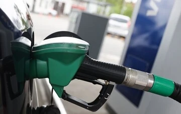 Українцям варто готуватися до подорожчання пального: експерт розповів деталі