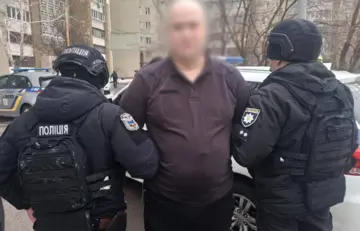 У Києві затримали чоловіка, який у відео глузував з Народного меморіалу на Майдані — поліція