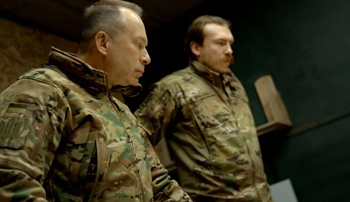 Сирський відвідав позиції корпусу "Азов" та 7-го корпусу швидкого реагування ДШВ: деталі 