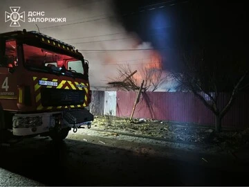 Россия атаковала дронами Запорожье: ранены 4 человека, среди них подросток