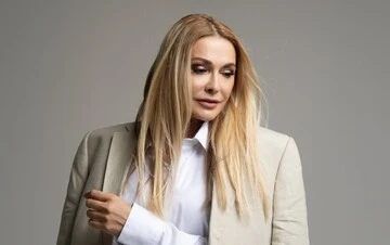 "Біль, який ніколи не стихає": Ольга Сумська щемливо згадала маму, яку втратила на початку війни