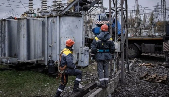 Кабмін почав виплачувати по 20 тис. грн працівникам критичної інфраструктури