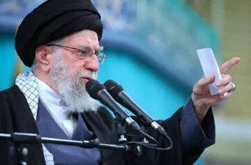 Тело верховного лидера Ирана Хаменеи обнаружили в руинах его резиденции — Reuters