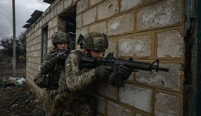 Україна готує перехід до контрактної армії: мобілізовані зможуть підписати нові контракти