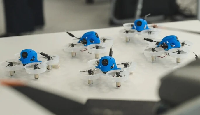 В российских школах учат детей управлять боевыми дронами, - разведка