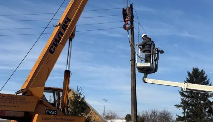 Минэнерго сообщает о ночных ударах по электросетям в нескольких регионах Украины