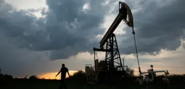 Кремль рассчитывает на нефтяной скачок из-за эскалации на Ближнем Востоке: эксперт рассказал детали