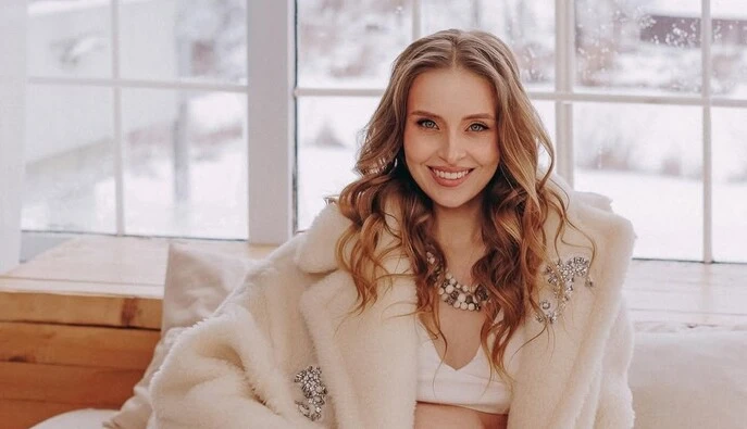 "Багатодітна мама в чаті": зірка "Кріпосної" Анна Сагайдачна народила третю дитину