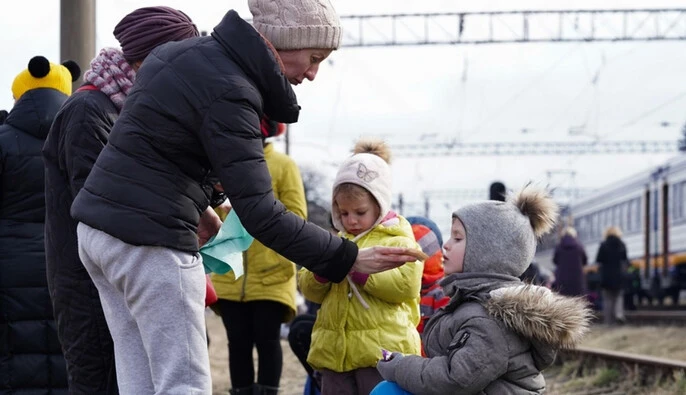 Зеленский подписал закон о принудительной эвакуации детей без родительского разрешения из зон боевых действий  