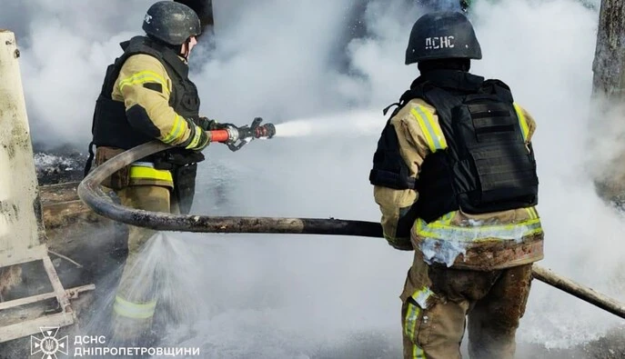 В Днепропетровской области россияне атаковали пригородный поезд УЗ: подробности
