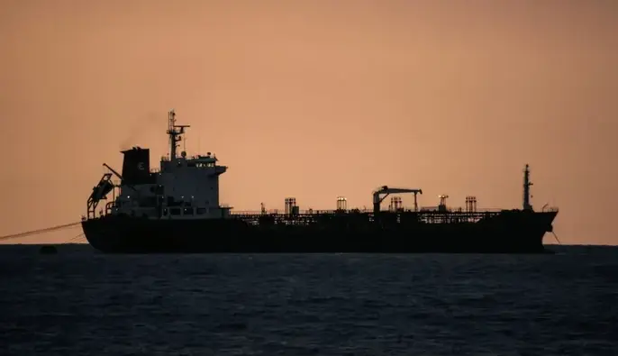 Танкер под американским флагом подвергся атаке в порту Бахрейна.