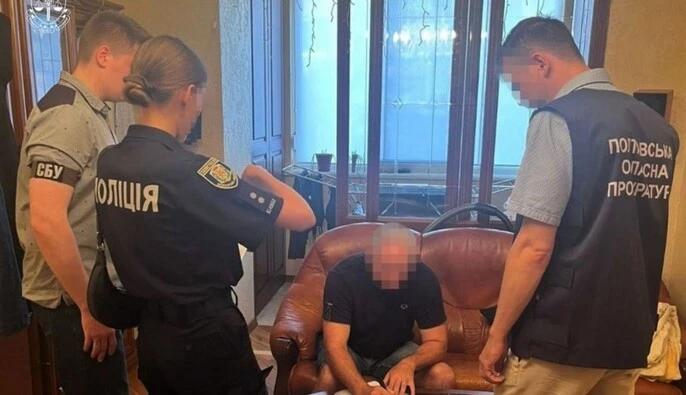 Прокурори повідомили нові підозри у справі про привласнення бюджетних коштів під час облаштування меморіалу біля Полтави 