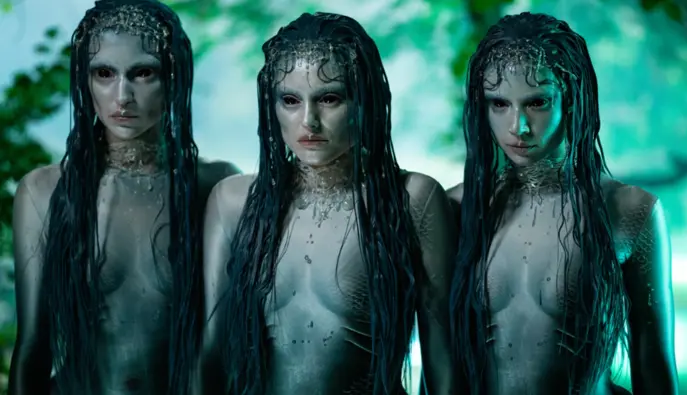 Повелительницы темного озера: Алеся Романова о роли русалок в фильме «Мавка. Настоящий миф»