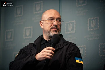 Шмигаль: Після російських атак в Україні вціліло менше 10 ГВт генерації