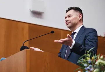 Посол України у ПАР відмовився висловлювати скорботу за аятолою Хаменеї та його поплічниками