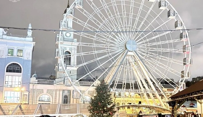 Арест колеса обозрения на Контрактовой площади в Киеве: суд отменил решение