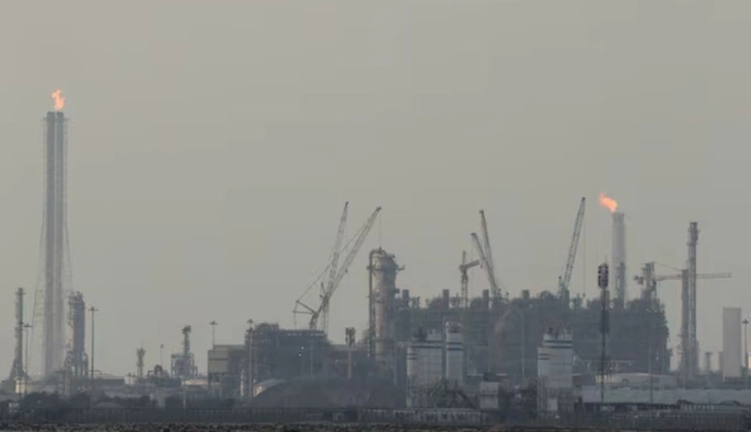 Катар полностью останавливает сжижение газа, перезапуск займет несколько недель — Reuters